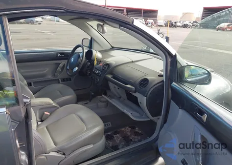 2004 Volkswagen New Beetle Gls 1.8T z USA, uszkodzony, nr VIN 3VWCD31Y44M310479